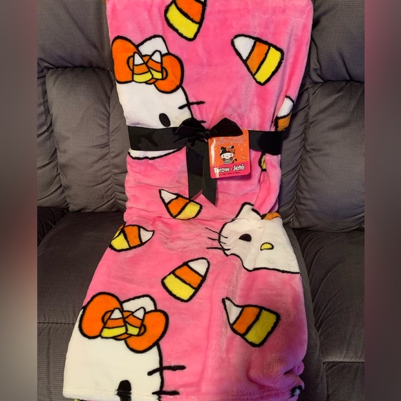 Hello Kitty Other - 🎃Hello Kitty 2024 Halloween Pink Candy Corn Blanket TikTok Famous VHTF👻